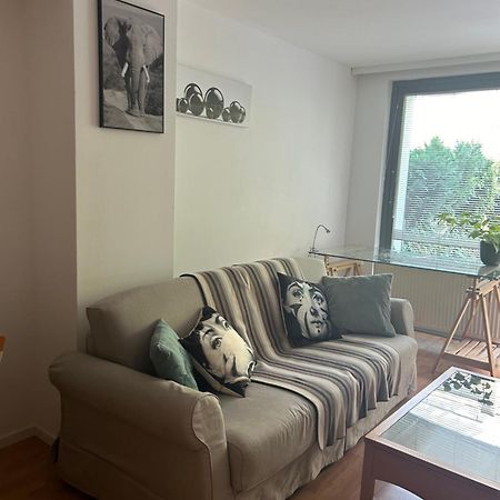 Apartment Mit Logia Und Kleinen Garten In Zentraler Lage 2 Wina Bagian luar foto