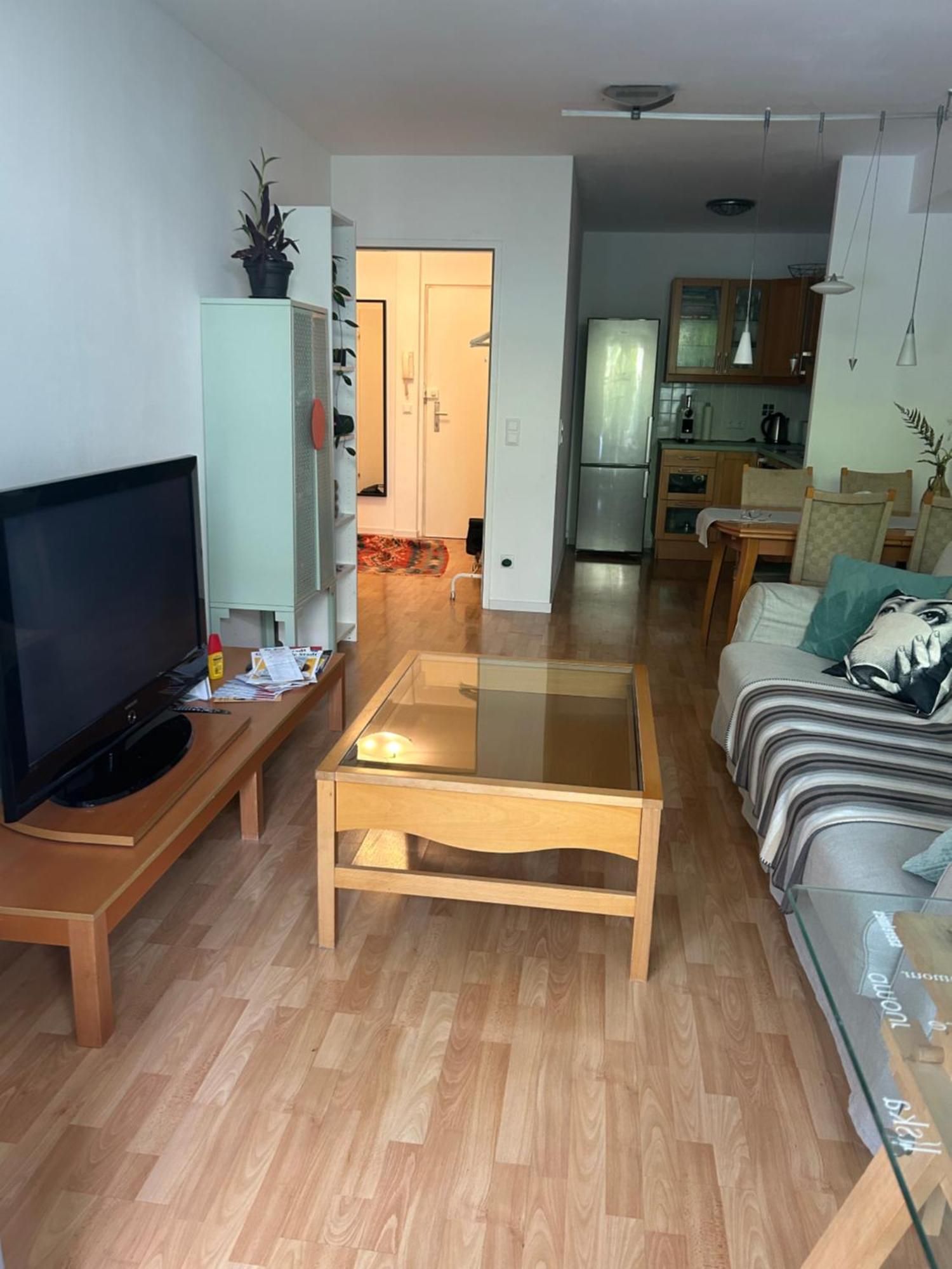 Apartment Mit Logia Und Kleinen Garten In Zentraler Lage 2 Wina Bagian luar foto