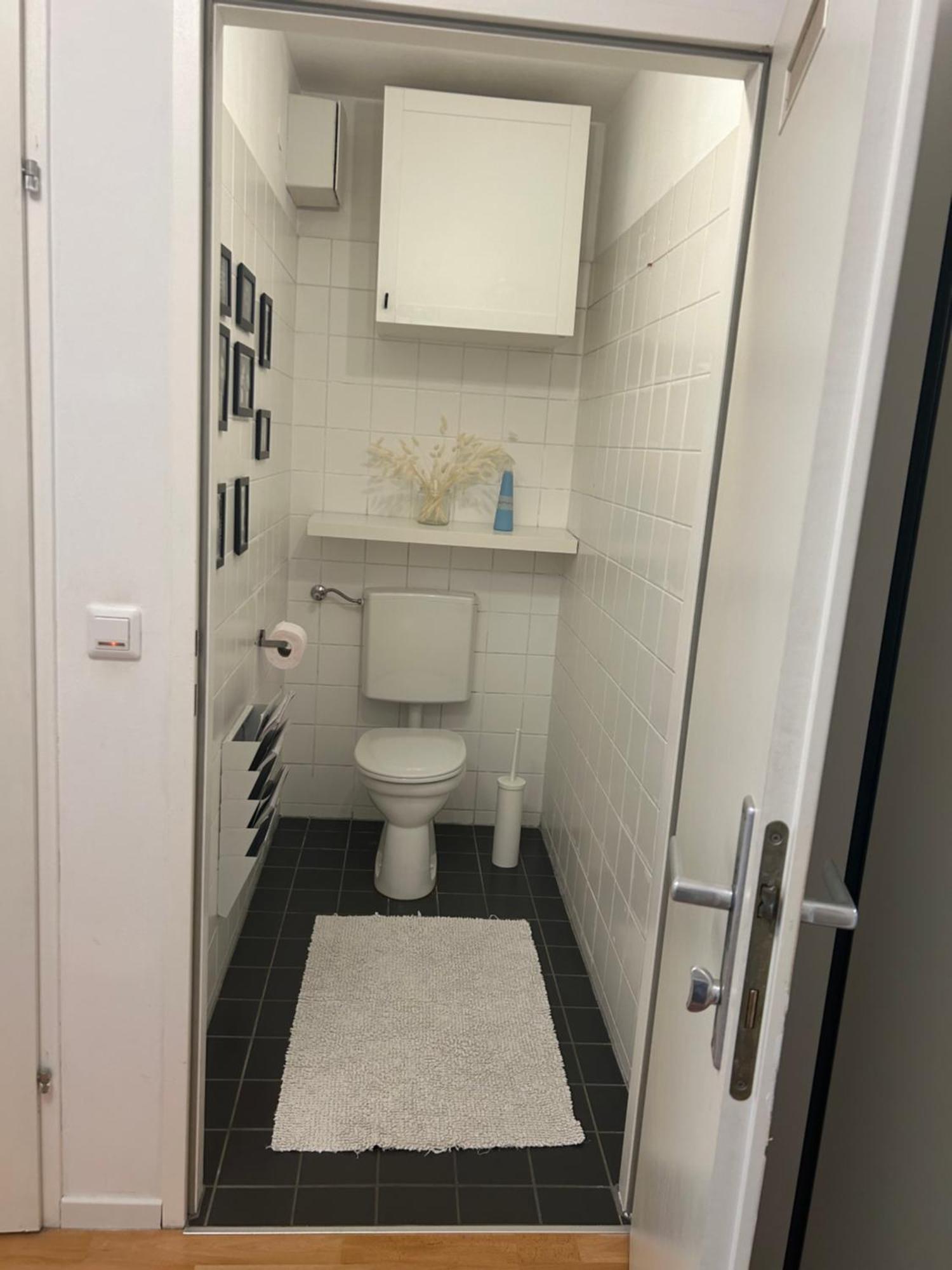 Apartment Mit Logia Und Kleinen Garten In Zentraler Lage 2 Wina Bagian luar foto