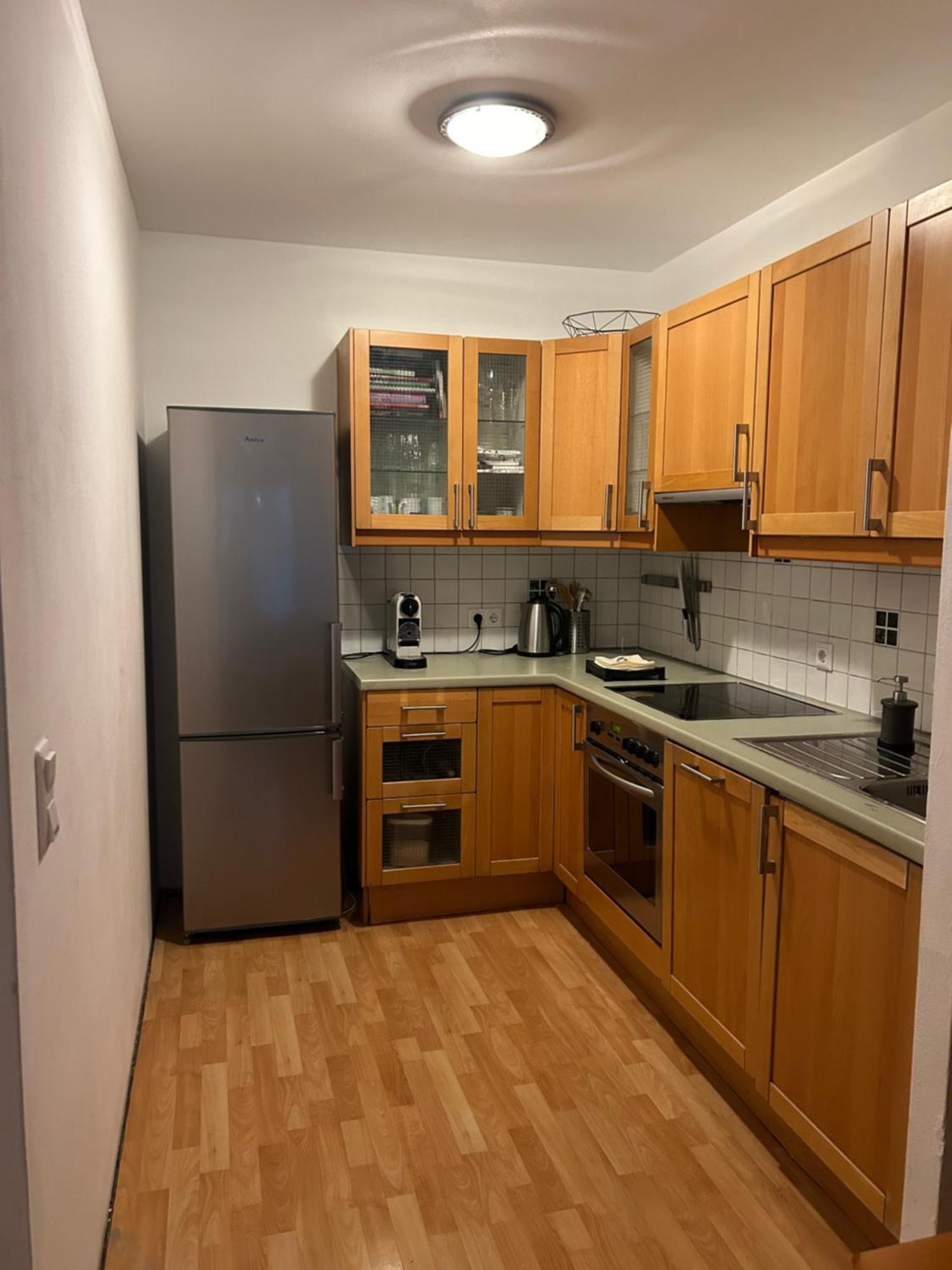 Apartment Mit Logia Und Kleinen Garten In Zentraler Lage 2 Wina Bagian luar foto